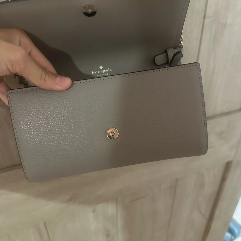 Kate Spade purse ♠️ - Picture 6 of 9